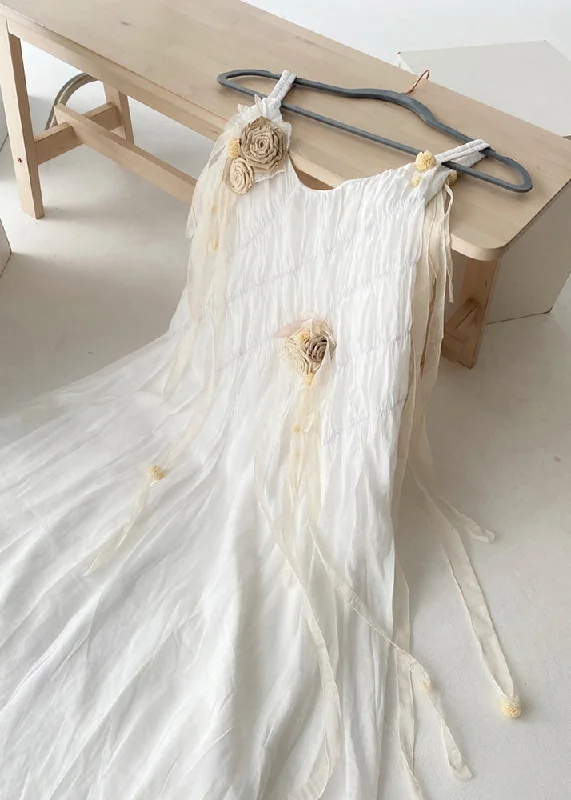 Your Timeless Wardrobe Awaits French Apricot Floral Decorated Pleated Dress For Summer 2024