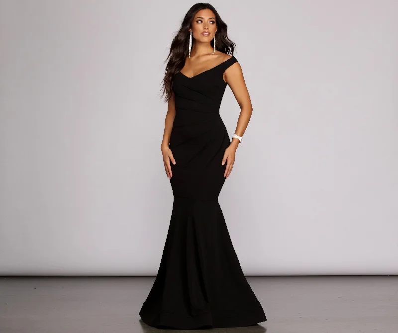 Big Discounts On Premium Fashion Collections Tessa Off The Charming Shoulder Ruched Dress