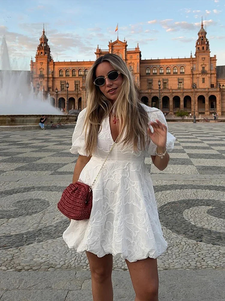 Everyday Women’s Fashion Trends Ana - Floral embroidered V-neck dress