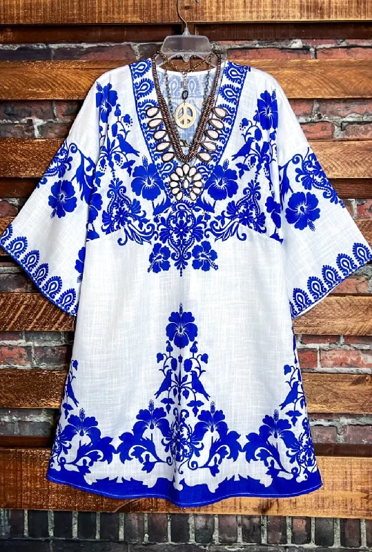 Vibrant Femme Fashion Indigo Spirit Floral Tunic