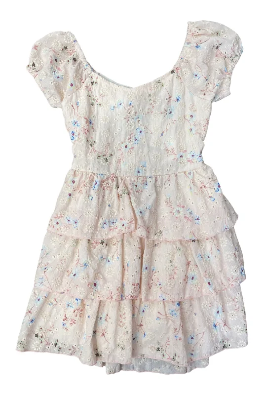 Sophisticated Fashion Pink Floral Eyelet Puff Sleeve Dress