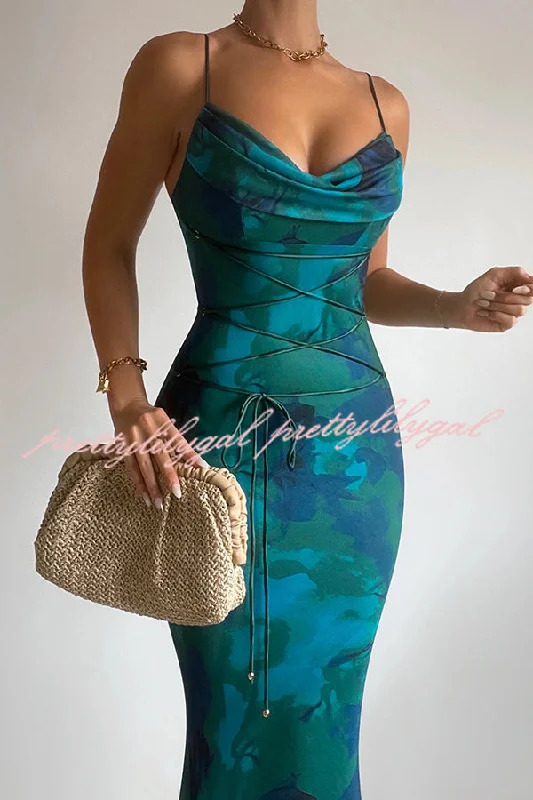 Classic Women's Fashion Sexy Slim-fitting Lace-up Printed Suspender Maxi Dress