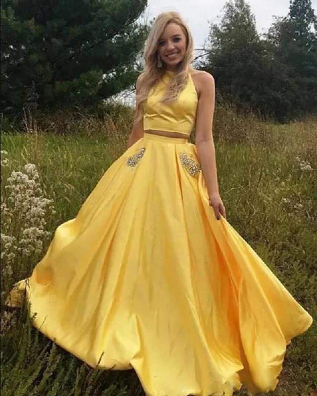 Women's Clothing Brands Sunshine Halter Two Pieces Yellow Prom Dress Girls Long Graduation Party Gown with Beaded Pocket