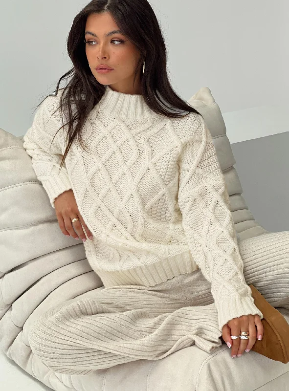 Women’s Clothing for All Occasions Lewin Cable Knit Sweater Beige