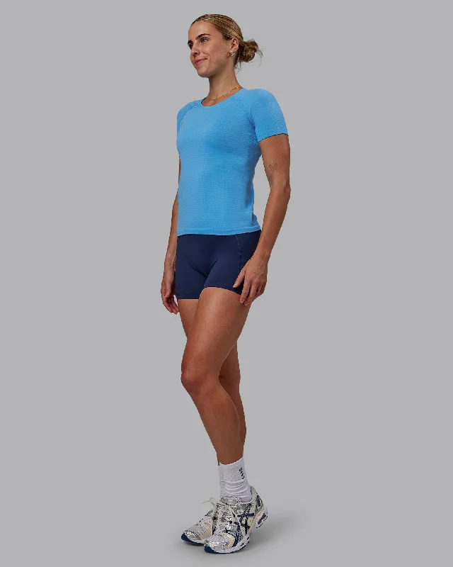 Save Big AeroFLX+ Seamless Tee - Azure Blue/Azure Blue