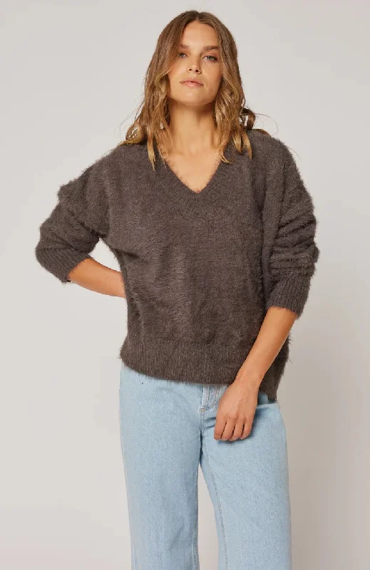 Trend Leading Collection Cartel & Willow Emmie Sweater