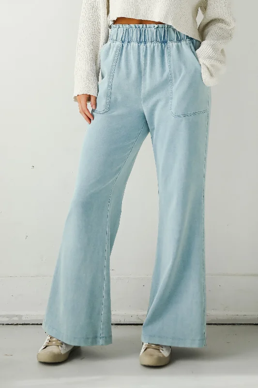 Vibrant Femme Fashion Impressive Aesthetic Denim Wide Leg Pants