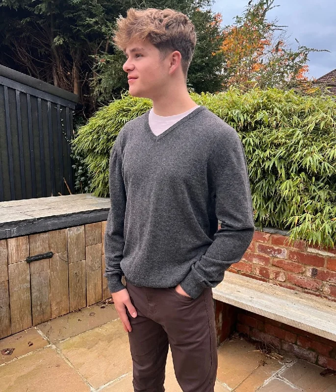 Effortless Style, Endless Impact Charcoal Men's Wool Rich V Neck Jumper