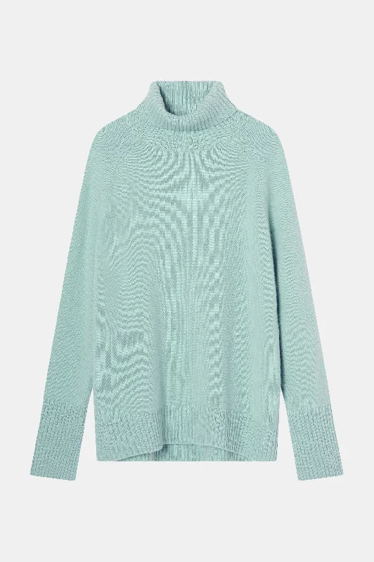 Plus Size Women’s Fashion Cashmere Turtleneck in Seafoam