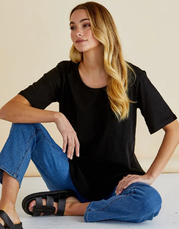 Fashion-forward Women’s Clothing Ariana Tee - Black