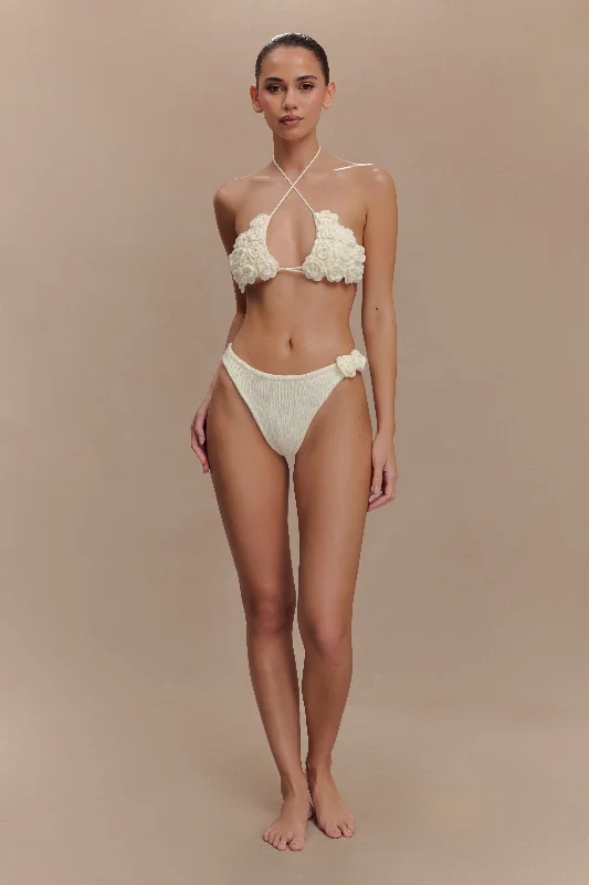 Contemporary Women’s Clothing Aesha Floral Crochet Bikini Top - Ivory